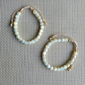 Natural White Shell Stones Bracelet
